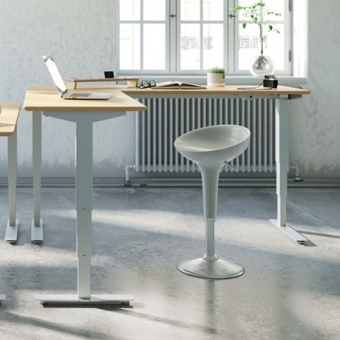 Biurko rogowe regulowane 501-37, 160x160 cm Biurko rogowe regulowane 501-37, 160x160 cm