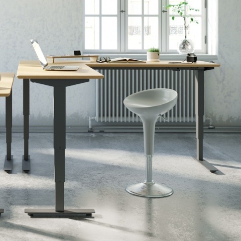 Biurko rogowe regulowane 501-37, 160x160 cm Biurko rogowe regulowane 501-37, 160x160 cm