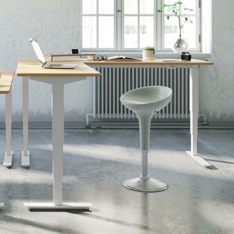 Biurko rogowe regulowane 501-37, 160x160 cm Biurko rogowe regulowane 501-37, 160x160 cm