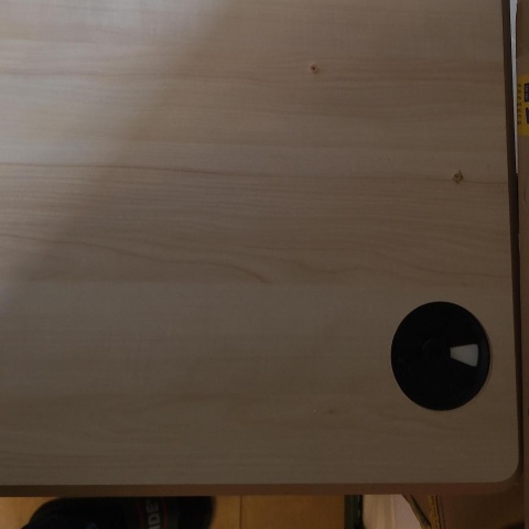 Blat do biurka o wymiarach 160x80 cm - powystawowy