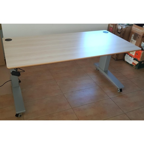 Blat do biurka o wymiarach 160x80 cm - powystawowy