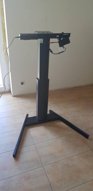 Elektryczny stelaż do biurka UniFlex W, 60x50 cm - model powystawowy