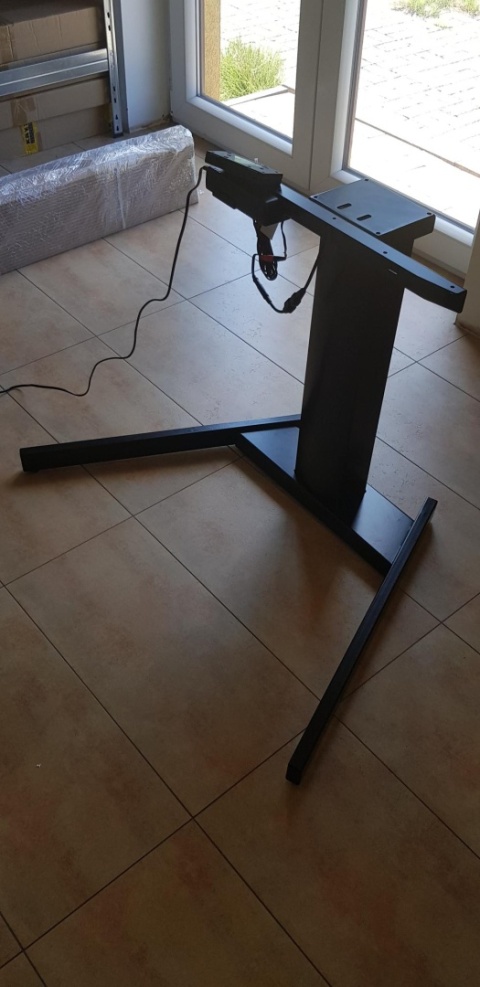 Elektryczny stelaż do biurka UniFlex W, 60x50 cm - model powystawowy